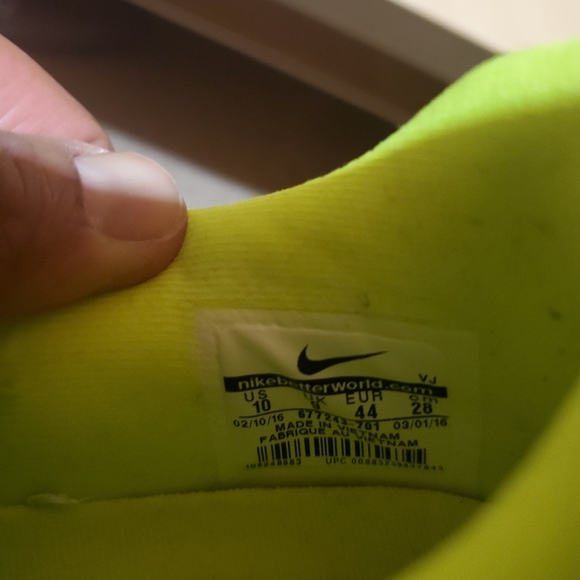 Nike Roshe NM Flyknit - Picture 5 of 5